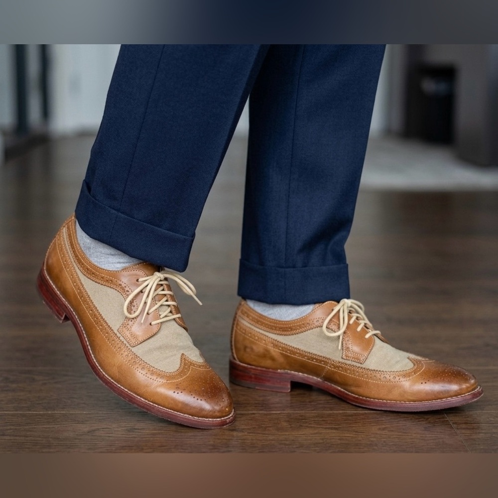 Johnston & Murphy Canvas & Leather Wingtip Oxfords, Men’s 10.5, good condition